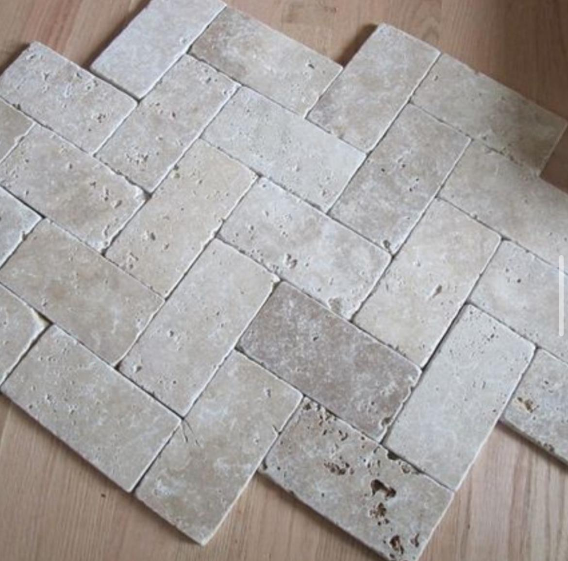 بلاط ترافرتين معتق